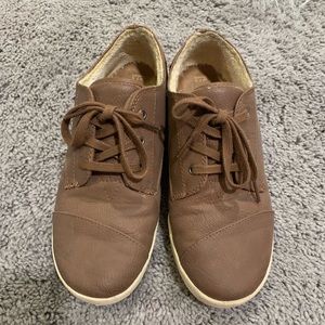 TOMS fleece lined sneakers